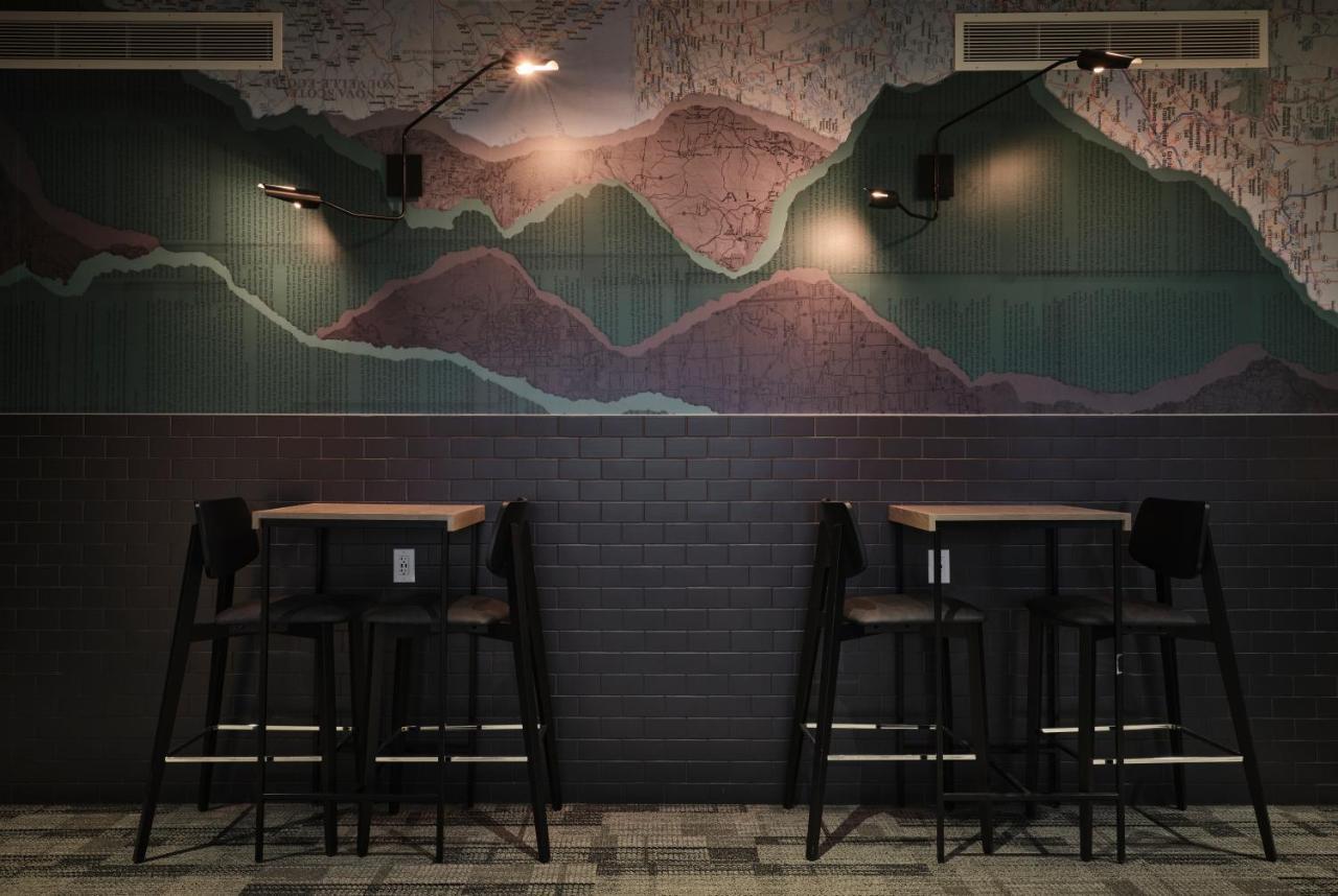 Alt Hotel Calgary University District מראה חיצוני תמונה